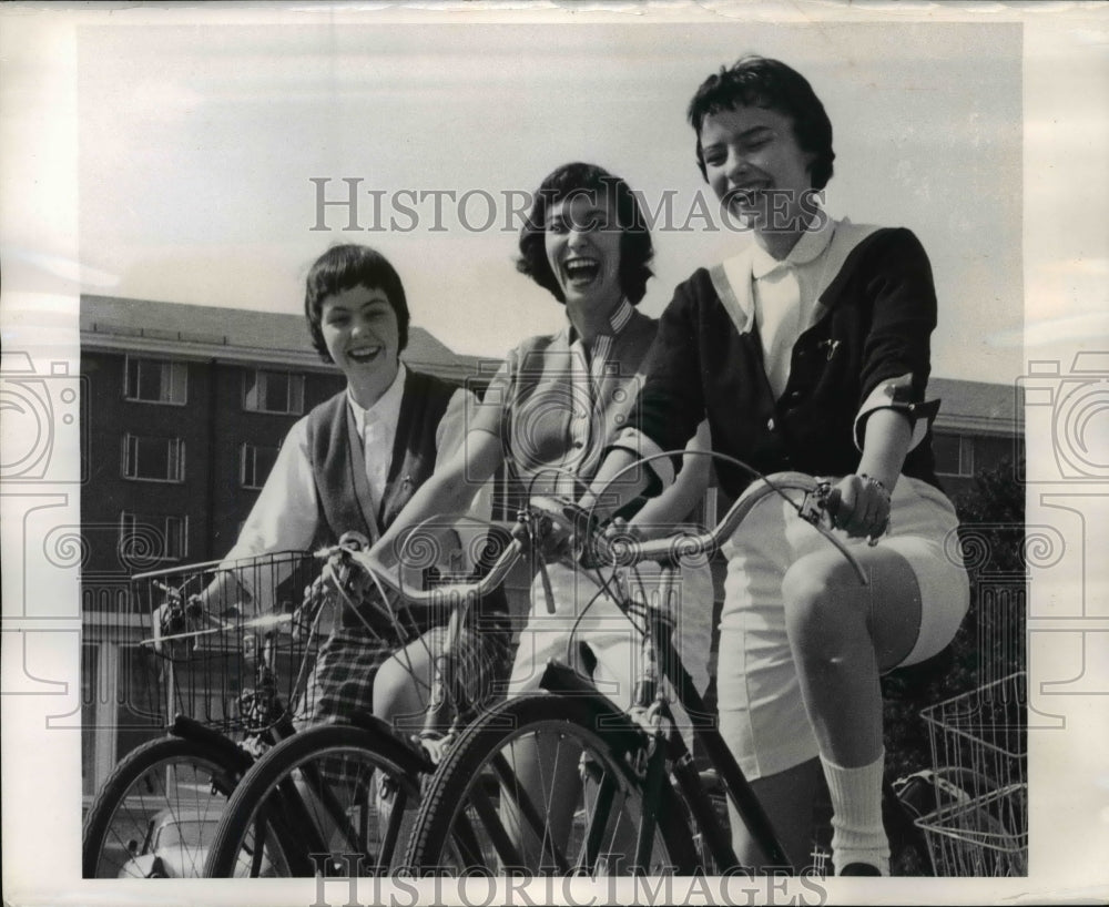 1959 Press Photo Bicycle Brigade after the snow-Historic Images