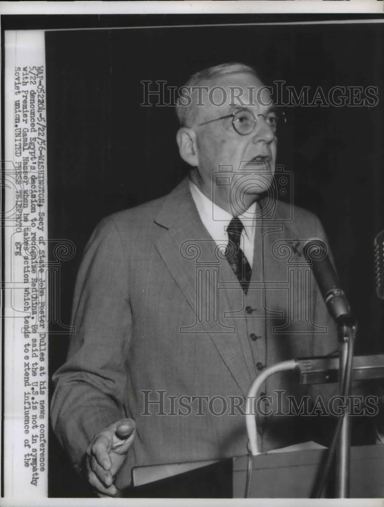 1956 Press Photo Secretary John Foster Dulles at his news conference - Historic Images