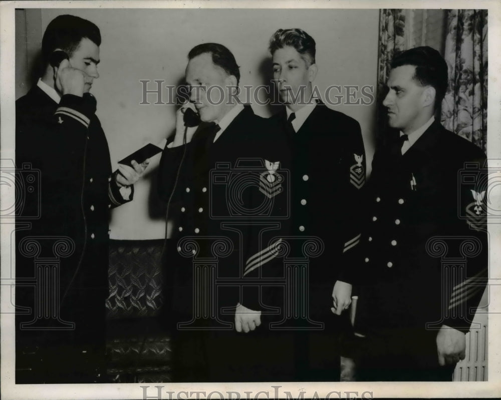 1946 Press Photo Bremerton Wash Lt jg PP Young, RA Buckles,RT Coyle- Historic Images