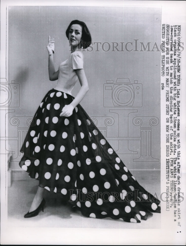 1958 Press Photo Luis Estevez after dark skirt black organza with polka dots - Historic Images