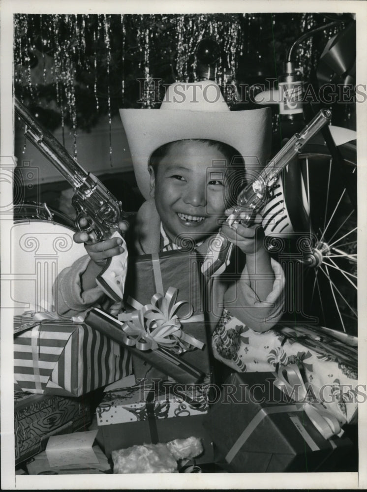 1953 Press Photo Lee Kyung, Paladino adopted him, Rochelle, New York - ned96654 - Historic Images