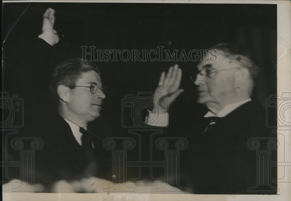 1937 Press Photo Justice M.B. Rosenberry Oath of Office to Phil LaFollette - Historic Images