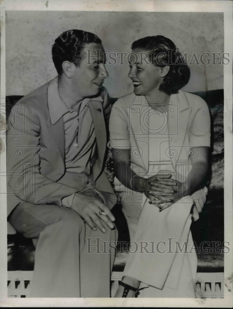 1936 Press Photo William Seymour with his bride former Marky kirk Brown - Historic Images