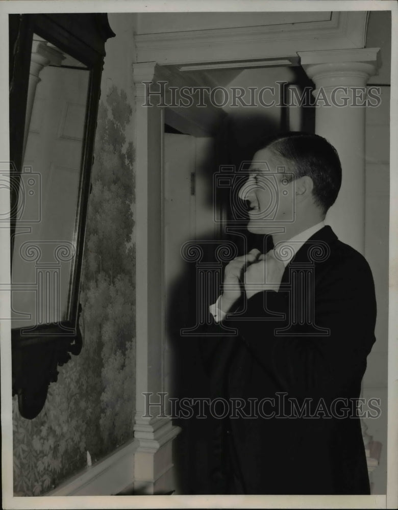 1939 Press Photo of Leveret Saltonstall before being inaugurated as Governor of - Historic Images