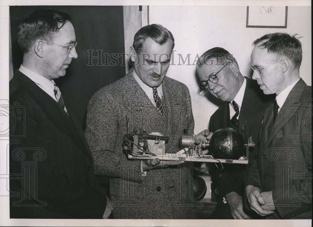 1939 Press Photo Dr Bertil Lindblad, Dr Arthur H Compton, Charles Stilwell - Historic Images