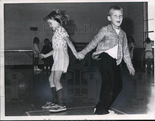 1965 Debbie Anderson and Terry Hunderford - Historic Images