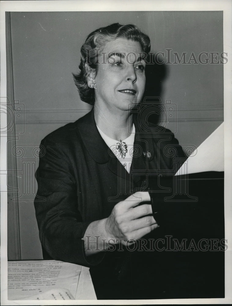 1961 NYC Ellen R Timmons pres Natl Sec Assoc in NYC - Historic Images