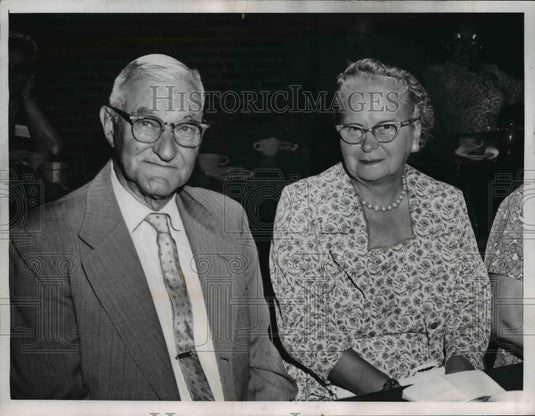 1962 Press Photo of Mr. & Mrs Harry Halin. - nee12905-Historic Images