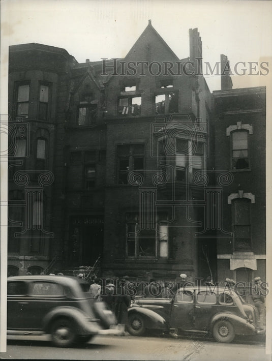 1939 Press Photo Fire Gutted Rooming House Negro District Of Chicago - Historic Images