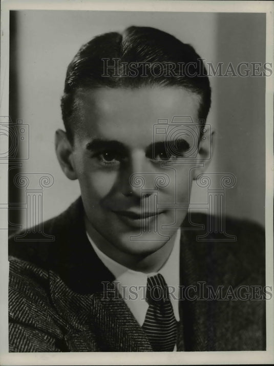 1945 Press Photo Bill Porter Corp Portrait - Historic Images