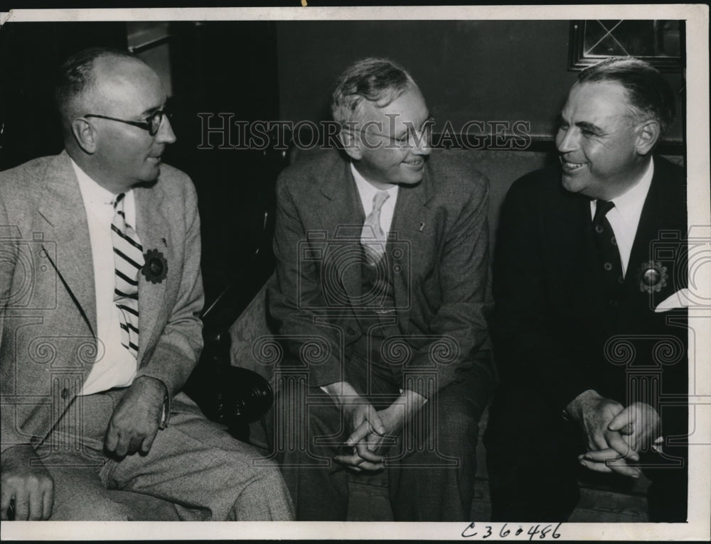 1936 Press Photo Ray L. Sauter, Charles Enos &amp; Alf M. Landon in conference, CO - Historic Images