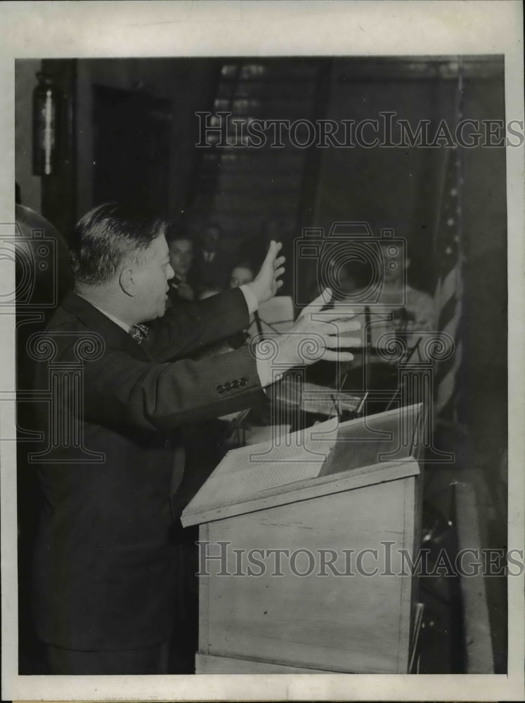 1946 of Sen. Robert La Follette speaking to the Progressive Party. - Historic Images