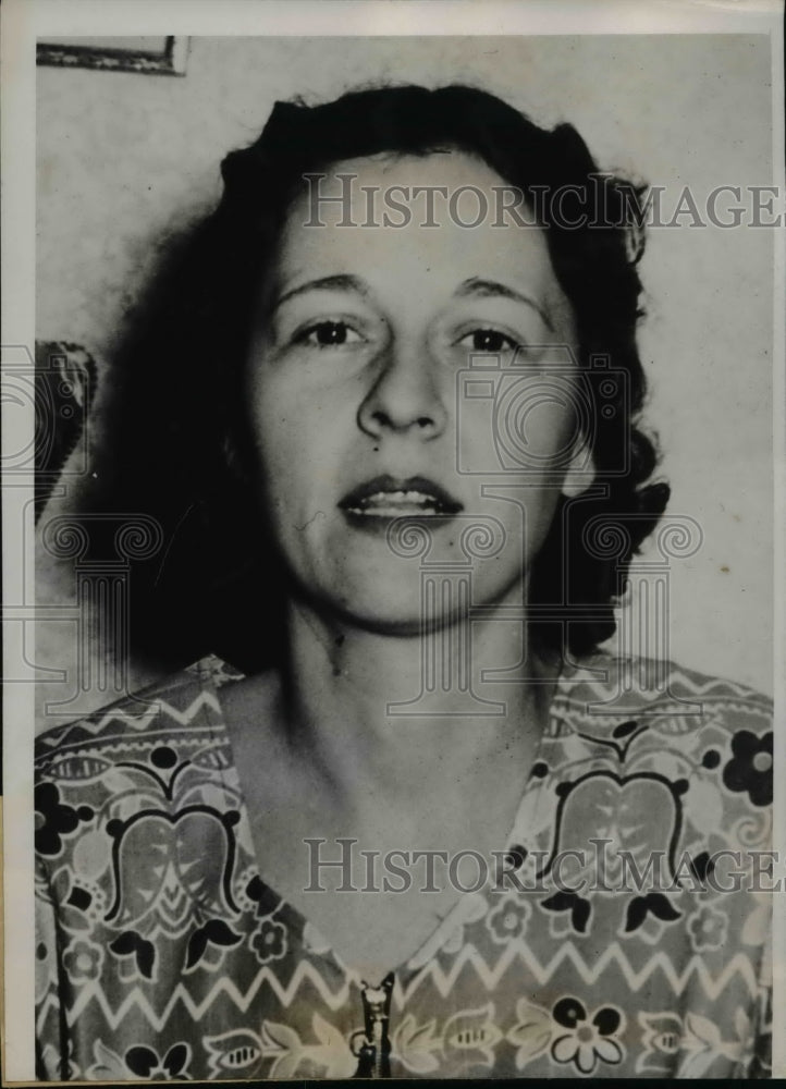 1938 1938 of Mrs. Wayne Masters Ryan who filed for divor - Historic Images