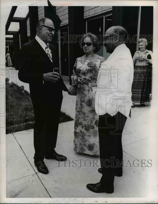 1975 Party Attendees Alonzo Wright, John G. Pegg - Historic Images