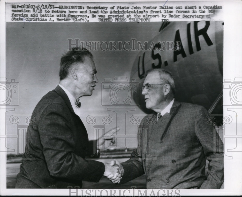 1957 Press Photo Secretary of State John Foster Dullas Returns from Canada - Historic Images