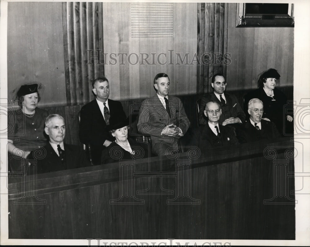 1940 Press Photo President Judge W Curtis Bok Makes Himself Juror No. 10 in PA-Historic Images