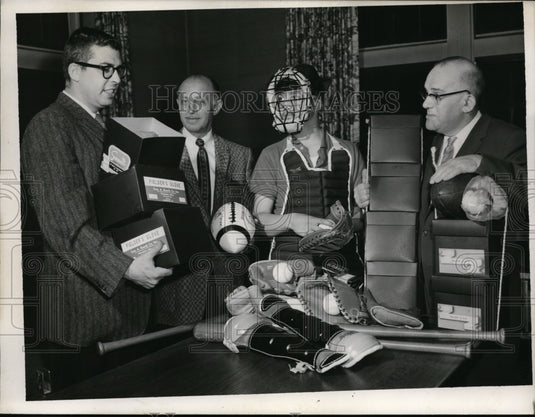 1959 Press Photo Mavin Lipman, Martin Porter VP Liberty Lodge - Historic Images