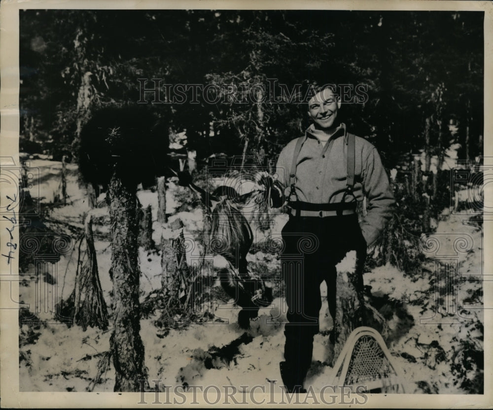 1945 Pilot EW Lambert with Dead Porcupine and Hen - Historic Images