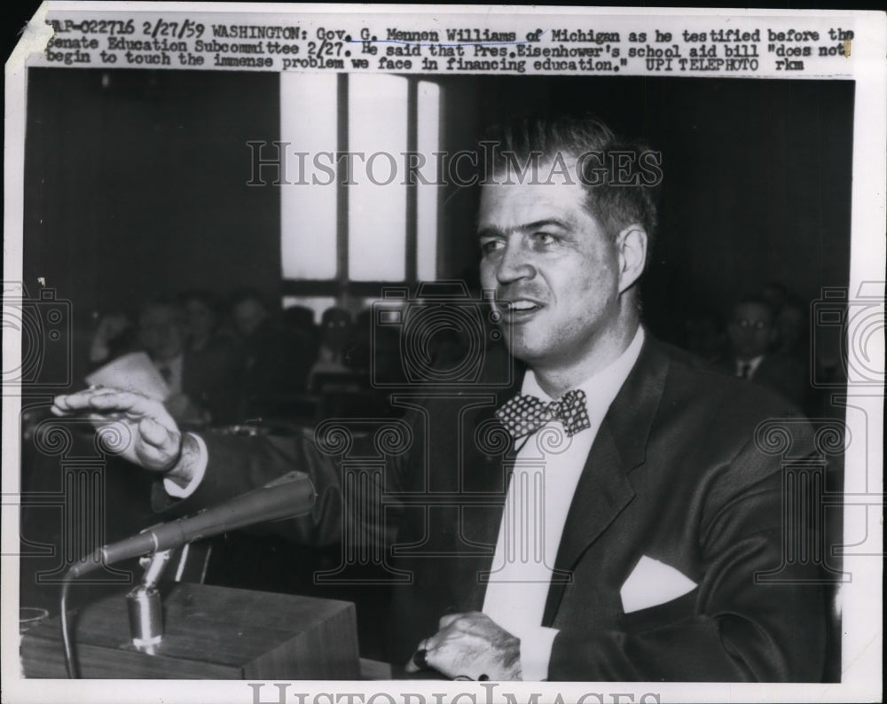 1959 Press Photo Gov G. Williams-Michigan testifies Pres Eisenhower school bill-Historic Images