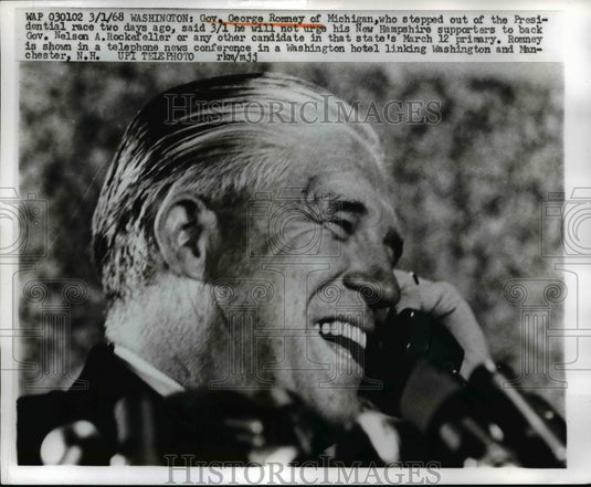 1968 Press Photo Gov. George Romney of Michigan during telephone conference.-Historic Images