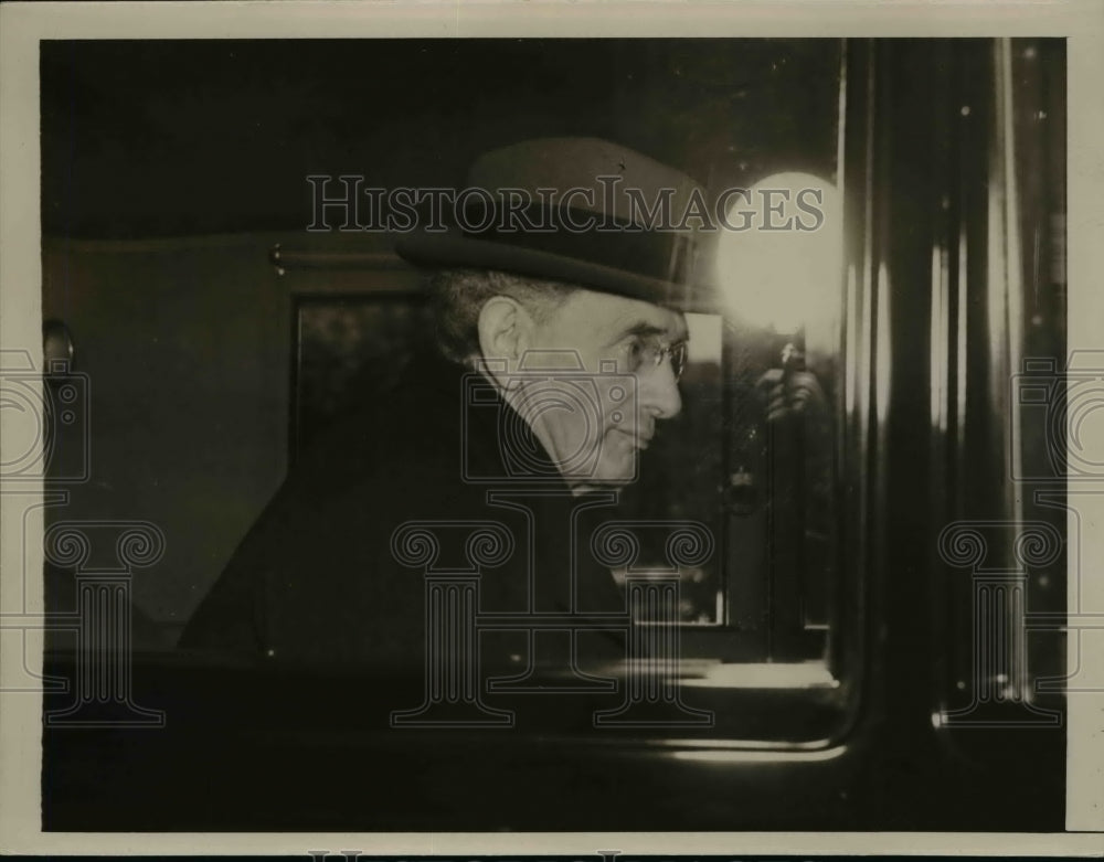 1936 Justice Louise Demritz Trancies leaving for U.S. Supreme Court.-Historic Images