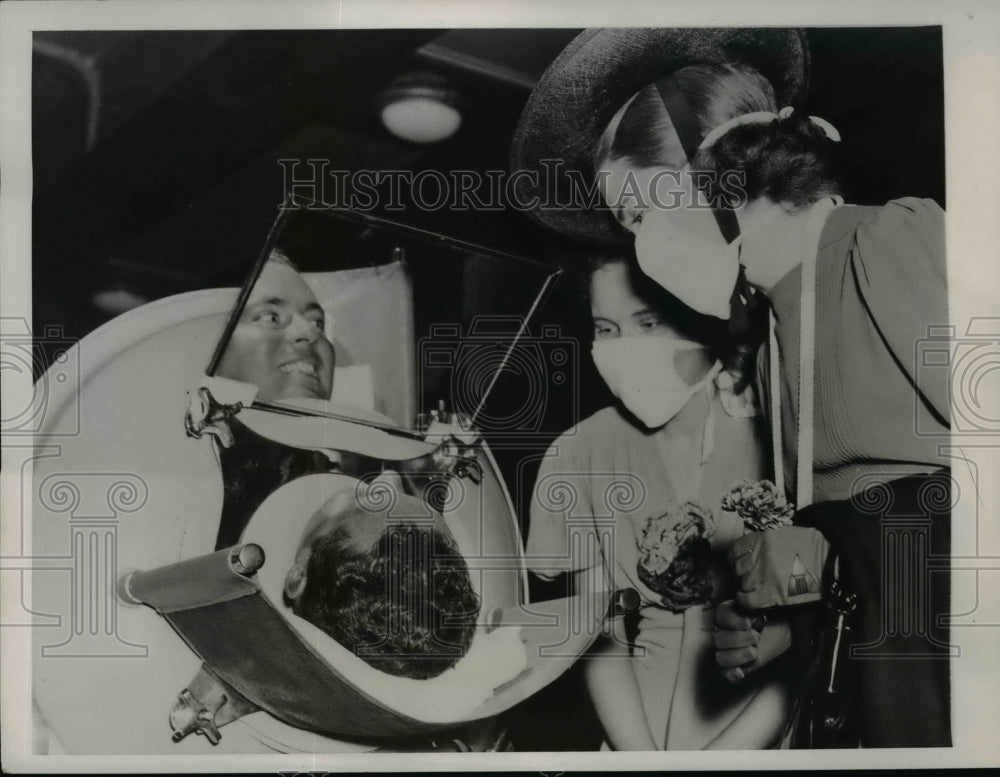 1938 Frederick Snite Jr. enroute for a summer visit in Chicago. - Historic Images