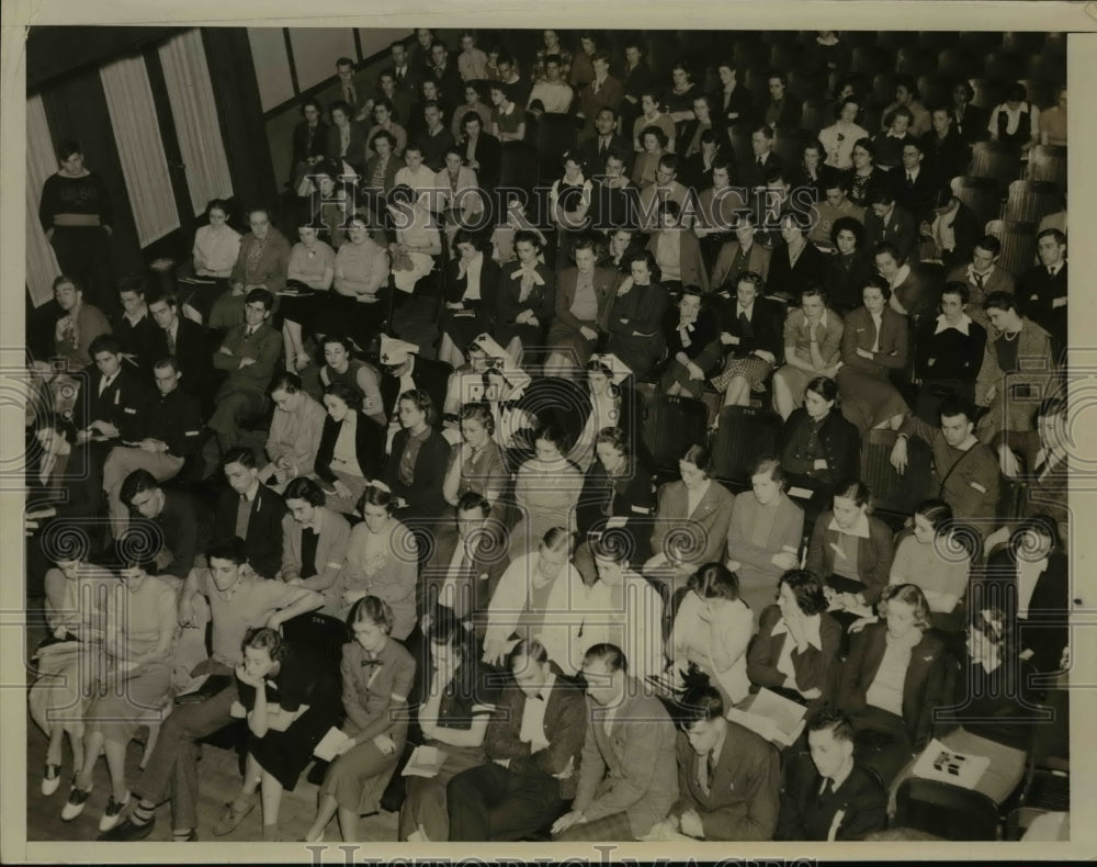 1938 Crowds at the Oberlin College and Conservatory  - Historic Images