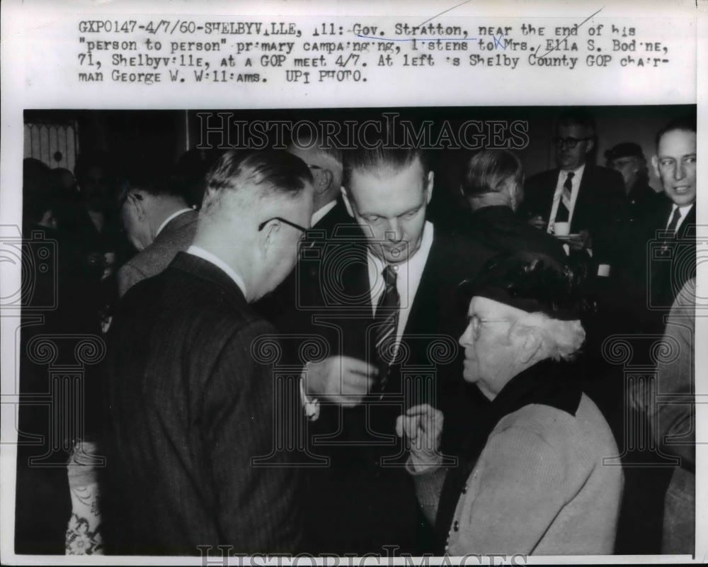 1960 Press Photo Illinois Gov Stratton talks with Ella Bodine during event - Historic Images