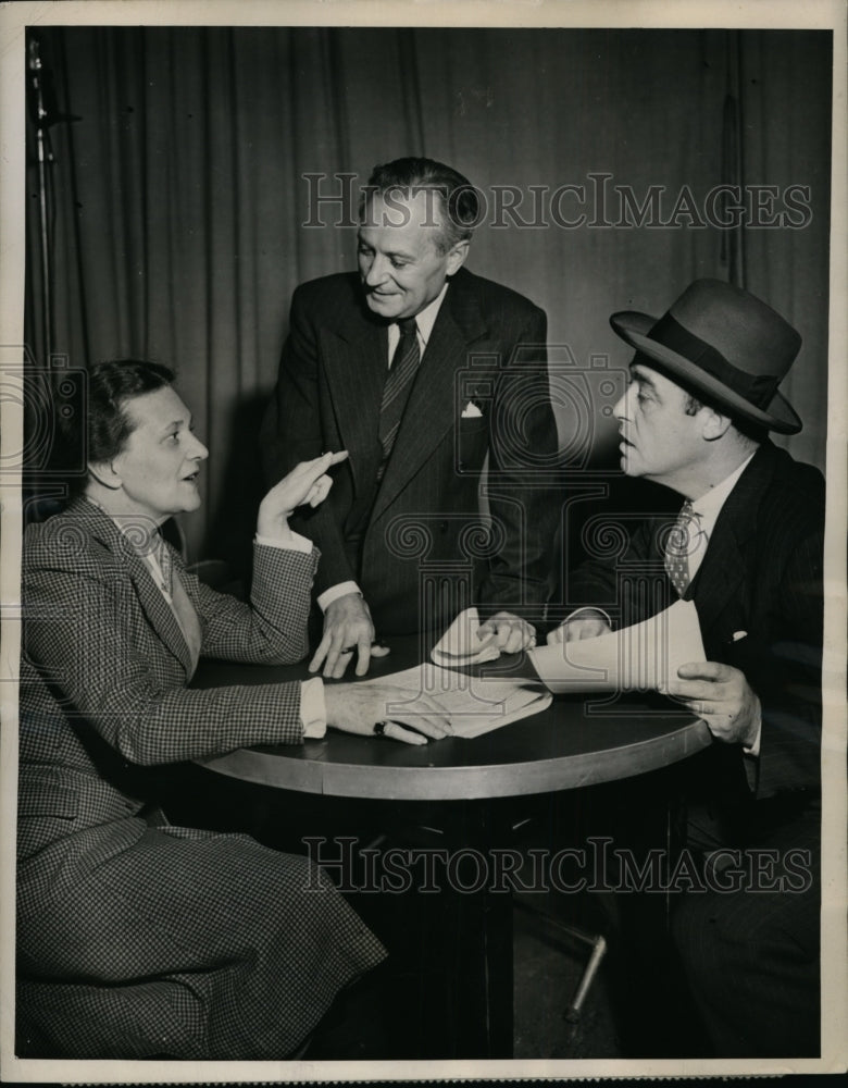 1945 Irene Hubbard Bennett Kilpack & Jim Kelly-Historic Images