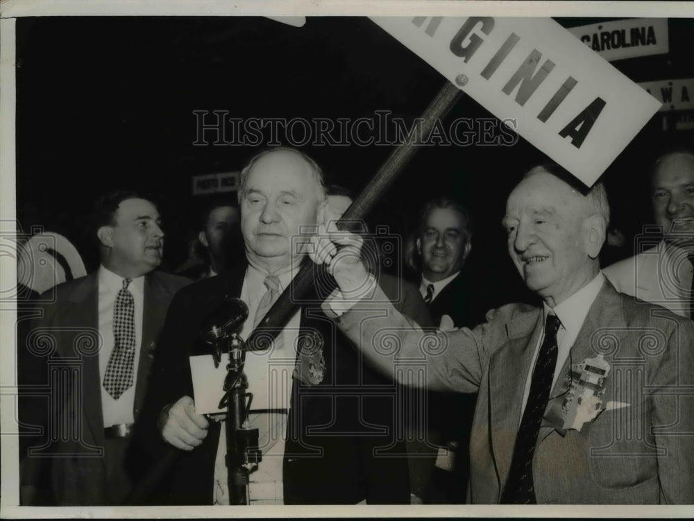 1940 Press Photo TG Burch & Sen Carter Glass attend DNC in Chicago - nef01565 - Historic Images