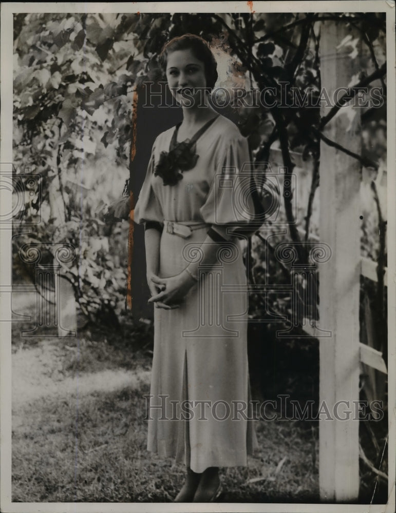 1933 Press Photo Elizabeth Beasley - nef03395 - Historic Images