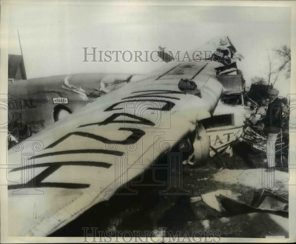 1931 Press Photo Seven passengers injured when plane crashed in forced landing - Historic Images