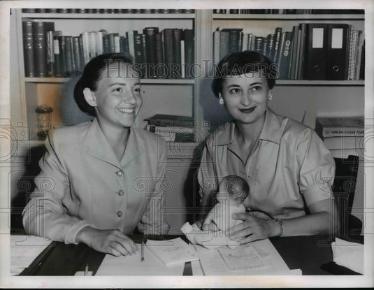 1955 Press Photo Linda Anne Hauser & Kathryn Pike hold doll - nef04180 - Historic Images
