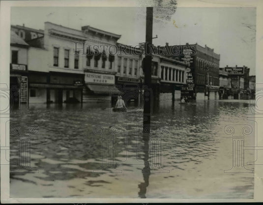 1940 Press Photo Flooded Street in Marietta, Ohio - nef06002 - Historic Images