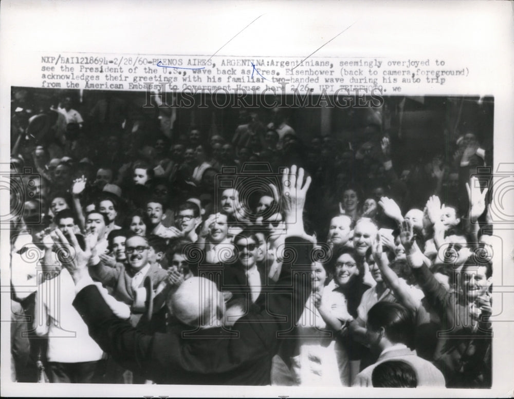 1960 Pres Eisenhower Waves Back To Crowd With His Two - Historic Images