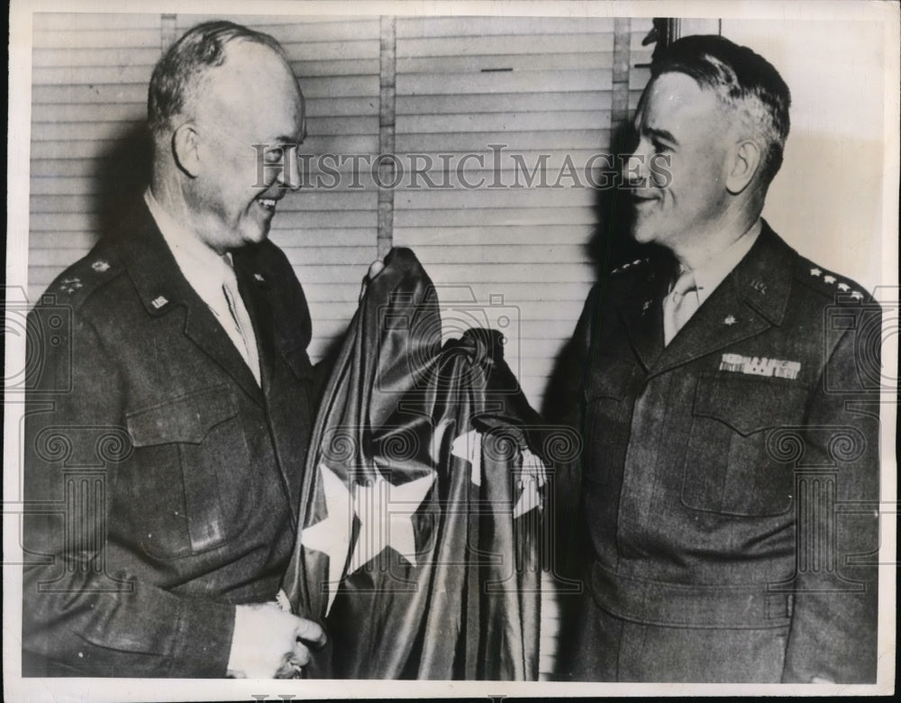 1948 Press Photo Eisenhower Pictured As He Presented A 4-Star Flag to J.L.Collin - Historic Images