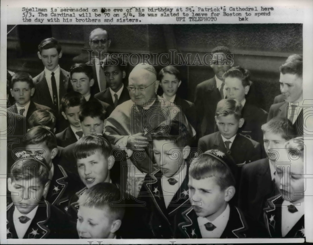 1959 Press Photo Cardinal Spellman is serenaded on the eve of his 70th birthday - Historic Images