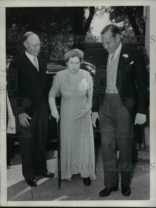 1952 Press Photo Sen.Robert A.Taft and Wife and son Robert A. Taft.Jr. - Historic Images