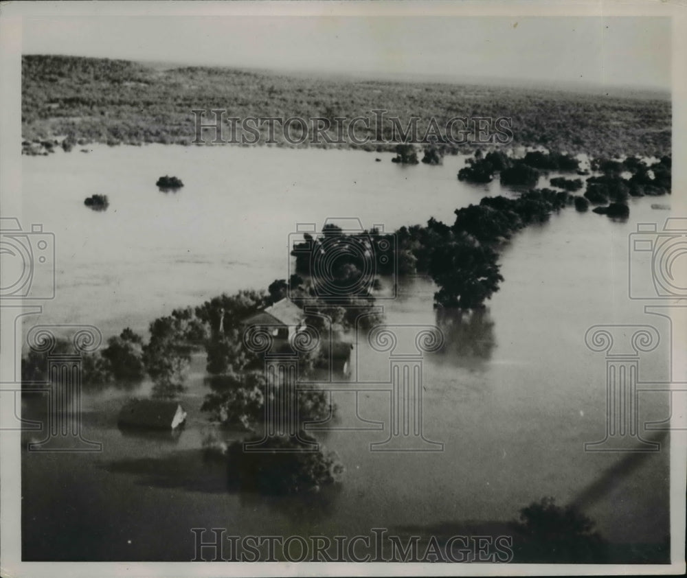 1936 Press Photo Air View Of Flood Water Of Colorado River Flowing Over a Farm-Historic Images