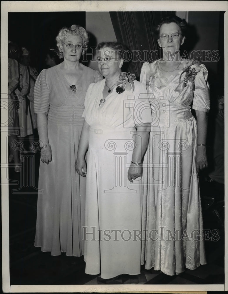 1946 Press Photo Blue Star Mothers Name Officers - nef14725 - Historic Images