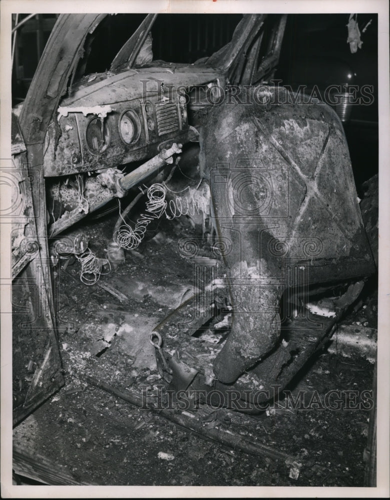 Press Photo Tommy Gleston&#39;s Car Who Went to Sleep or Was Drunk in Car - Historic Images