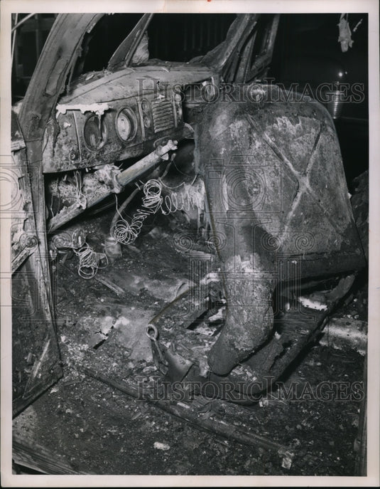 Press Photo Tommy Gleston's Car Who Went to Sleep or Was Drunk in Car - Historic Images