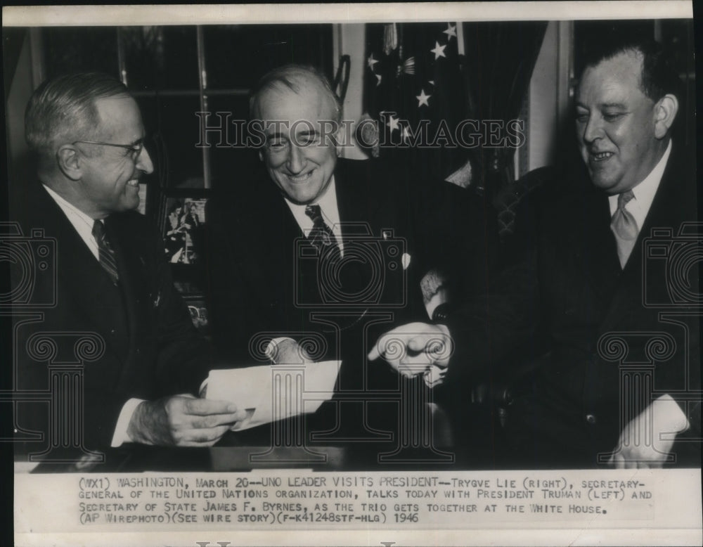 1946 Harry S. Truman, James Byrnes &amp; Trygve Lie at White House - Historic Images
