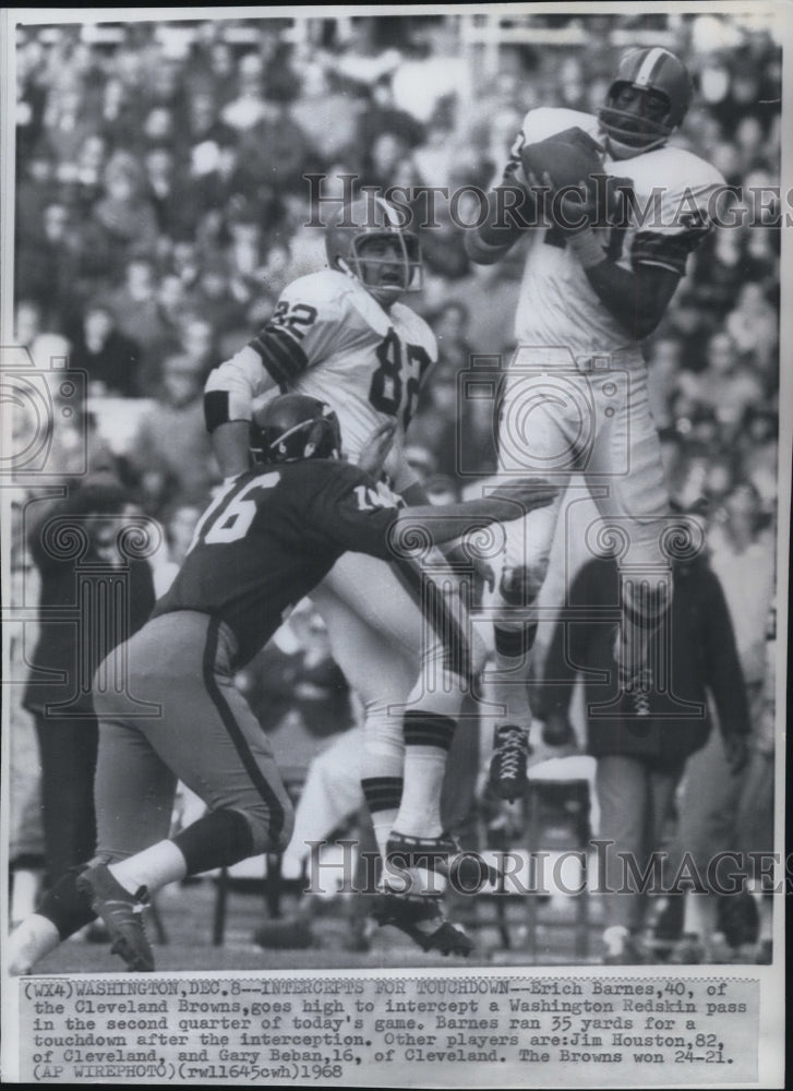 1968 Press Photo Cleveland Browns vs. Washington Redskins Football Game - Historic Images