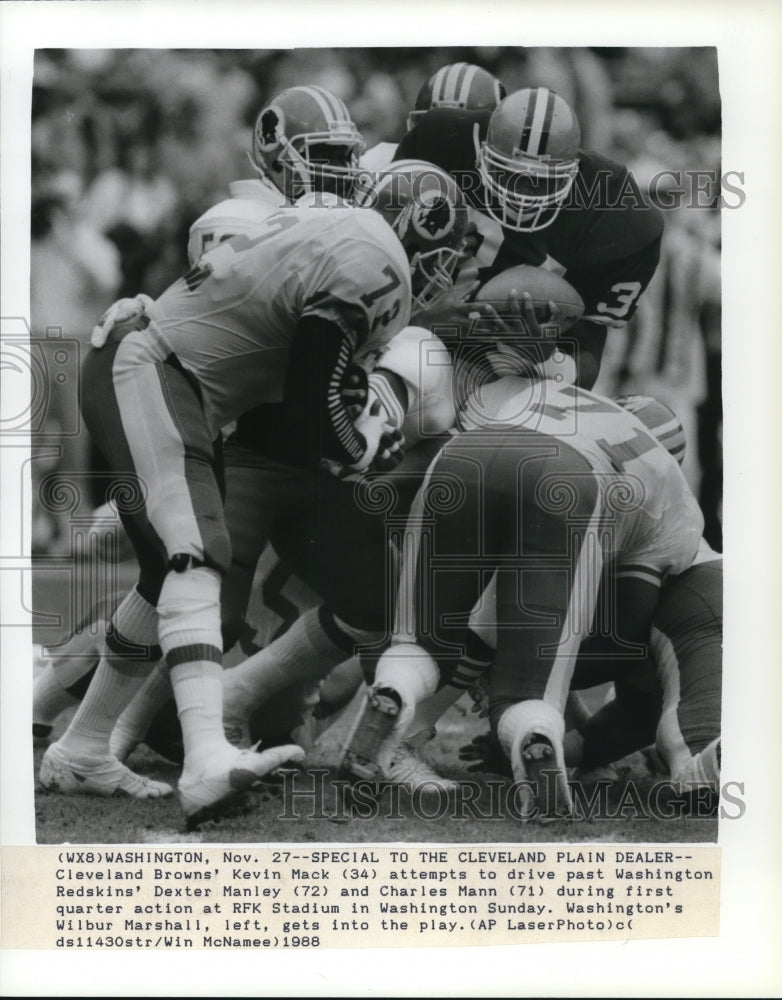 1988 Press Photo Cleveland Browns vs. Washington Redskins Football Game - Historic Images