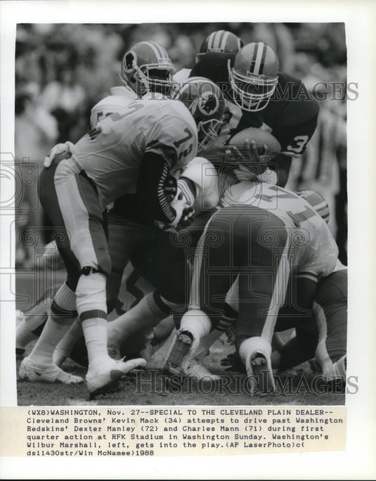 1988 Press Photo Cleveland Browns vs. Washington Redskins Football Game - Historic Images