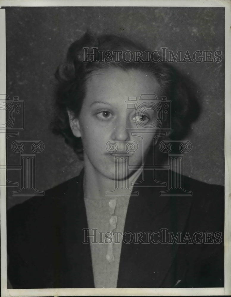 1940 Press Photo Betty Hardaker in Police Custody, Palm Springs - Historic Images