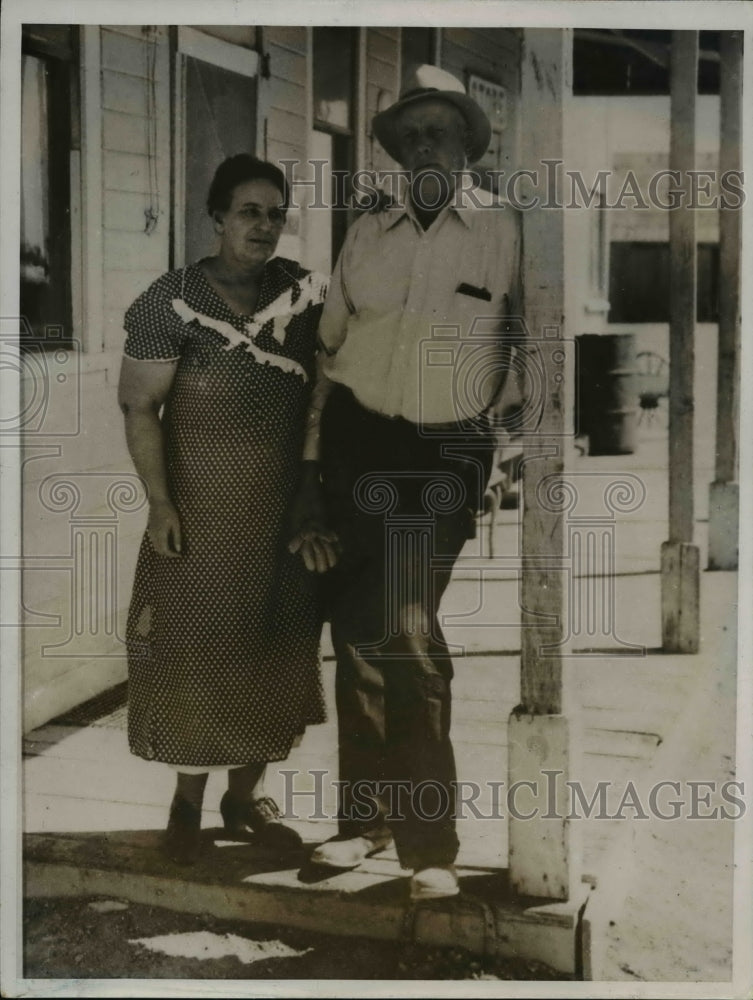1937 Mr and Mrs George Austin Owners of Jumbo Mine  - Historic Images