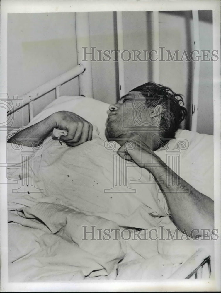 1941 Press Photo Frank Potega Charged with Murder in Seattle Hospital - Historic Images