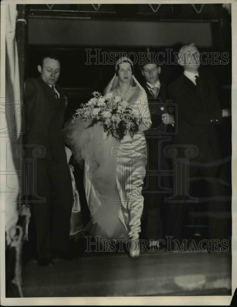 1931 Cordelia Dominick Leaving Edifice With Husband David I Lowry - Historic Images